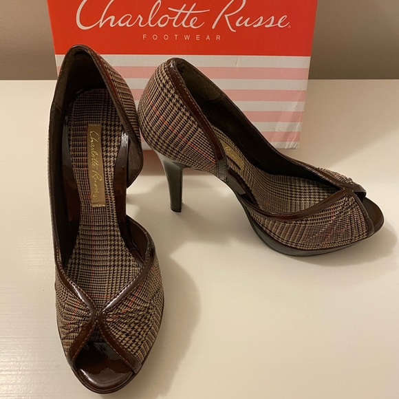 Charlotte Russe Open Toe Pump - Picture 1 of 3